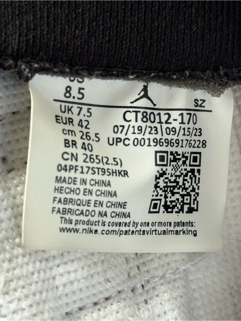 Jordan authentic 11